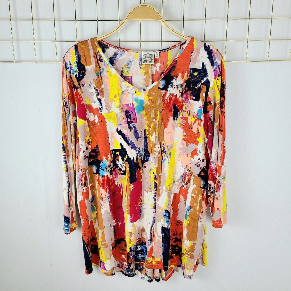 Parsley & Sage Red Graphic Abstract Paint Brush V-Neck Top